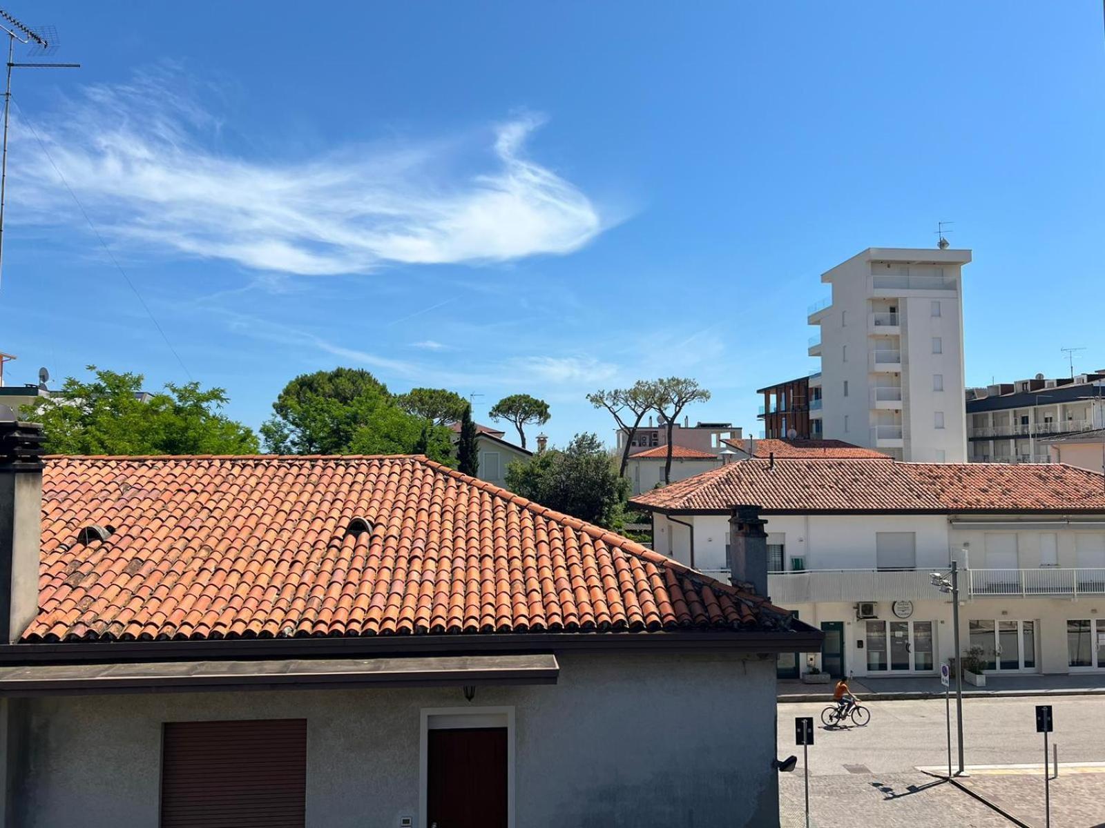 Mansarda Con 2 Camere Piazza Brescia Lido di Jesolo Esterno foto